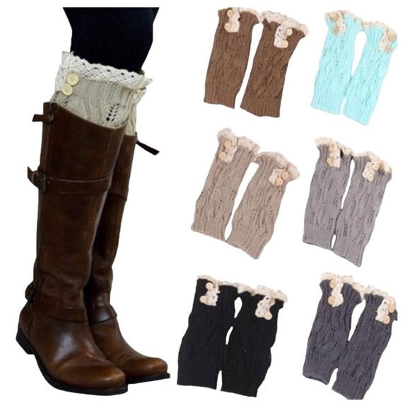 New with Tags Chunky Knit Boot Cuffs with Lace Trim and Buttons - Picture 2 of 12